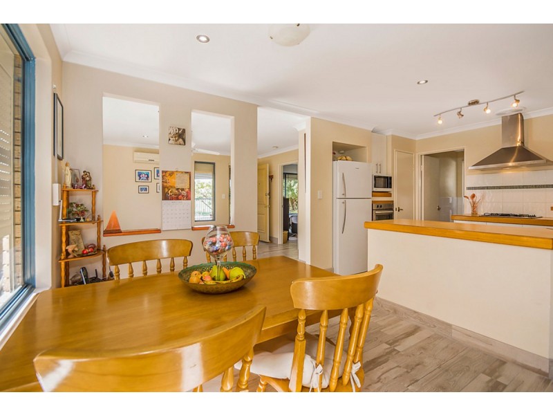 15 Mornington Boulevard, Waikiki WA 6169