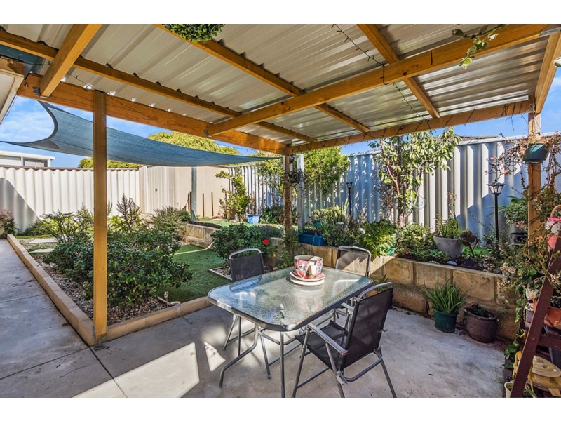 15 Mornington Boulevard, Waikiki WA 6169