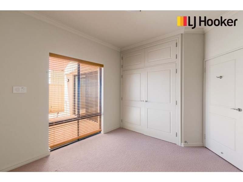 5A Hillman Street, Rockingham WA 6168