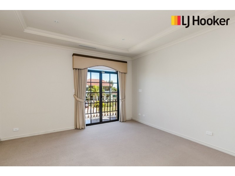 5A Hillman Street, Rockingham WA 6168