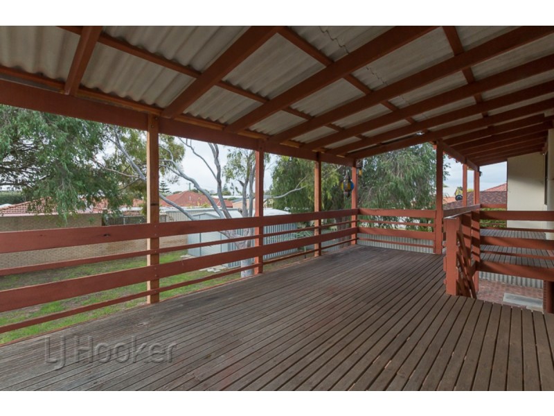 8 Pollard Way, Warnbro WA 6169