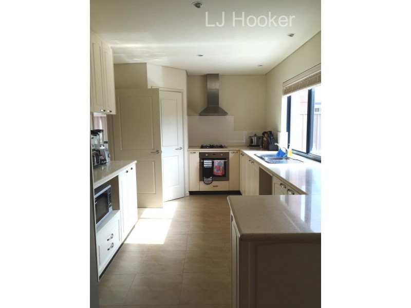 8B Victoria Street, Rockingham WA 6168