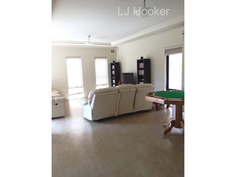 8B Victoria Street, Rockingham WA 6168