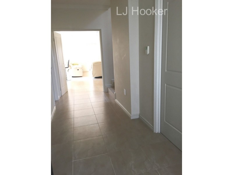 8B Victoria Street, Rockingham WA 6168