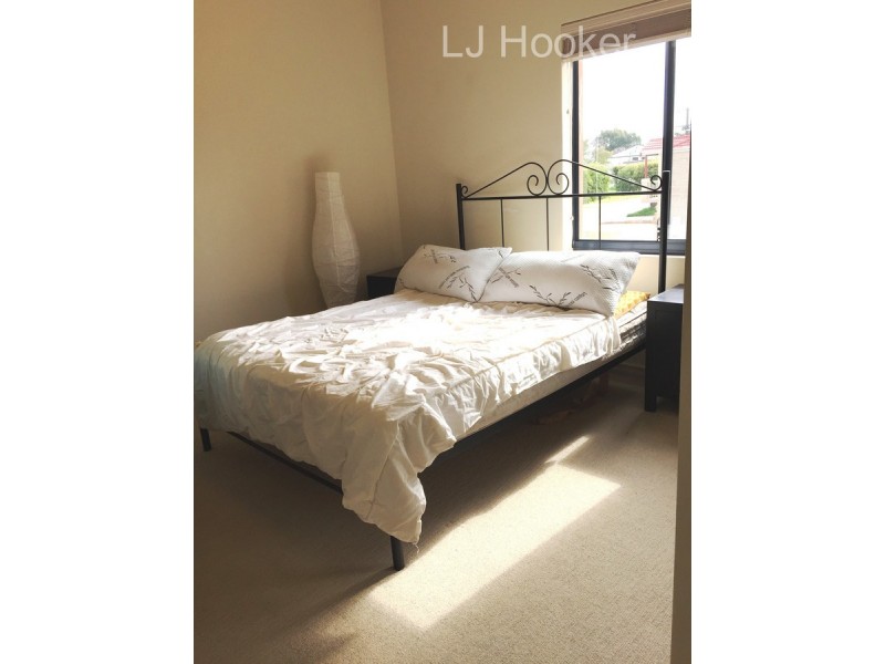 8B Victoria Street, Rockingham WA 6168