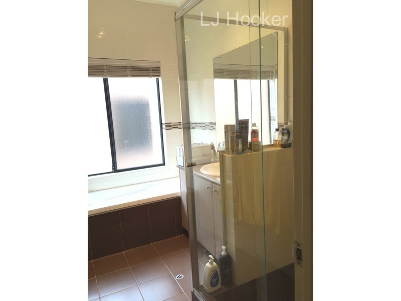 8B Victoria Street, Rockingham WA 6168