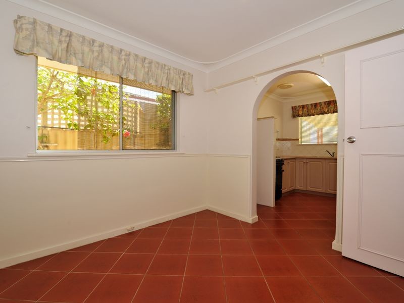 27 Seahaven Street, Safety Bay WA 6169