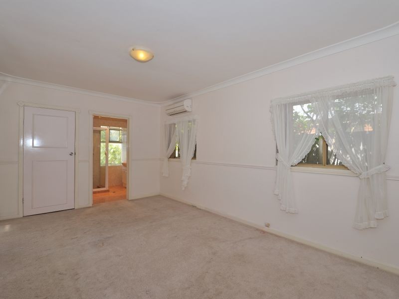 27 Seahaven Street, Safety Bay WA 6169