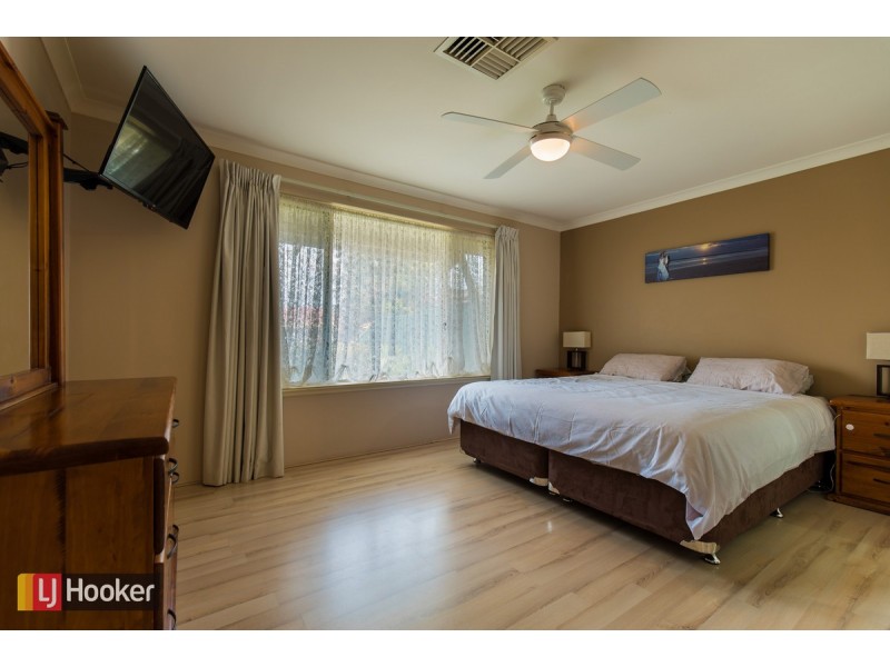22 Bridgewater Court, Waikiki WA 6169