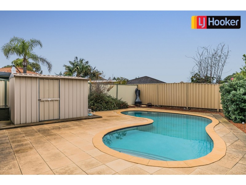 10 Brookeville Circle, Secret Harbour WA 6173