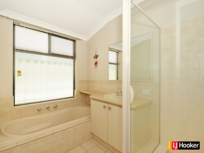 46 Baltimore Gardens, Port Kennedy WA 6172