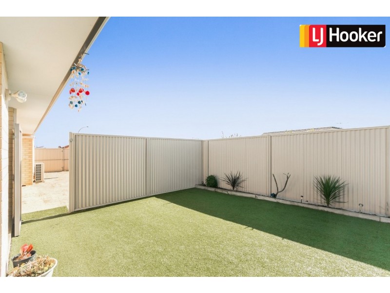 1 Arnside Bend, Waikiki WA 6169