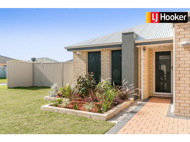 1 Arnside Bend, Waikiki WA 6169