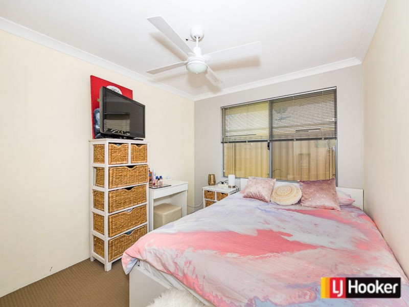 40 Sorrento Turn, Secret Harbour WA 6173