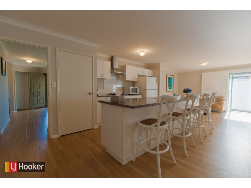 12 Amity Circuit, Shoalwater WA 6169