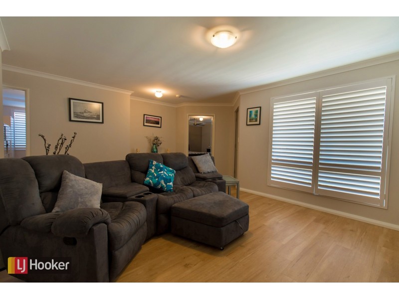 12 Amity Circuit, Shoalwater WA 6169