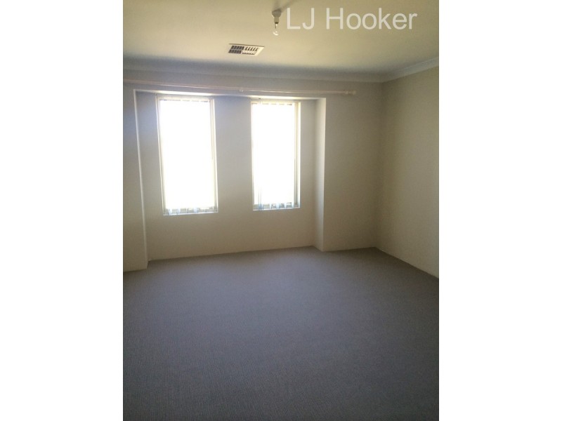 7 Plymouth Way, Waikiki WA 6169