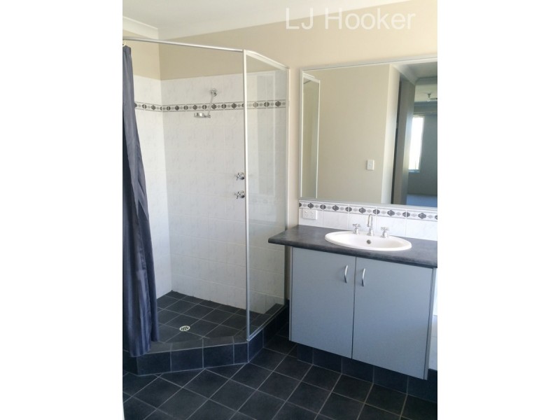 7 Plymouth Way, Waikiki WA 6169