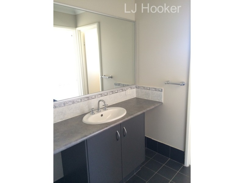 7 Plymouth Way, Waikiki WA 6169