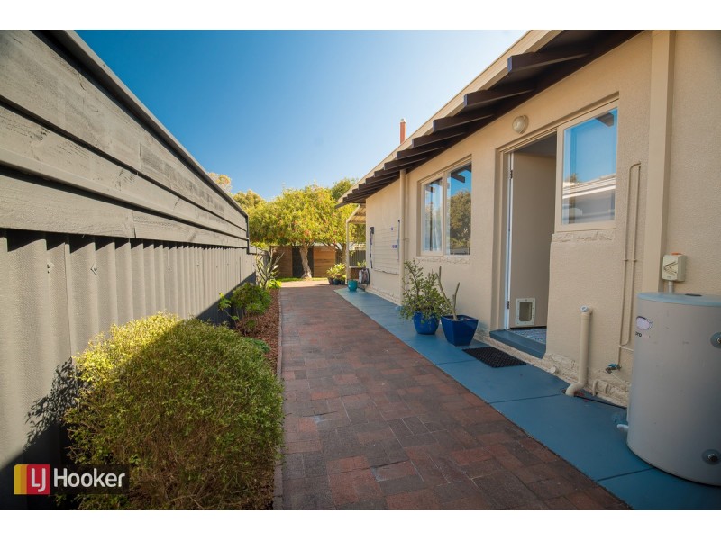 11A Catherine Street, Safety Bay WA 6169