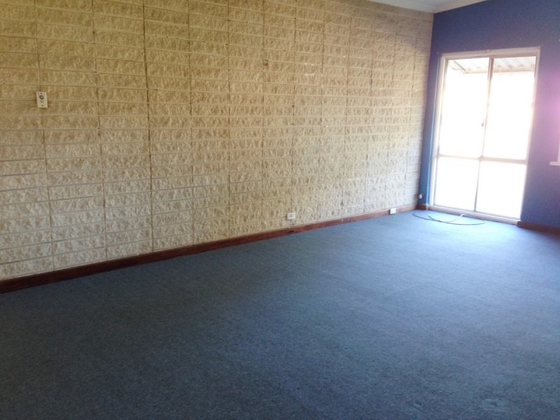 4 Gregson Street, Rockingham WA 6168