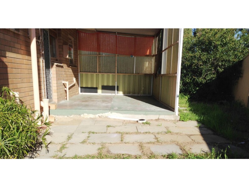 4 Gregson Street, Rockingham WA 6168