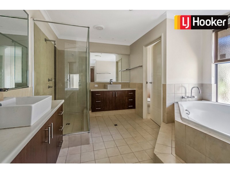 7 Tamar Break, Madora Bay WA 6210