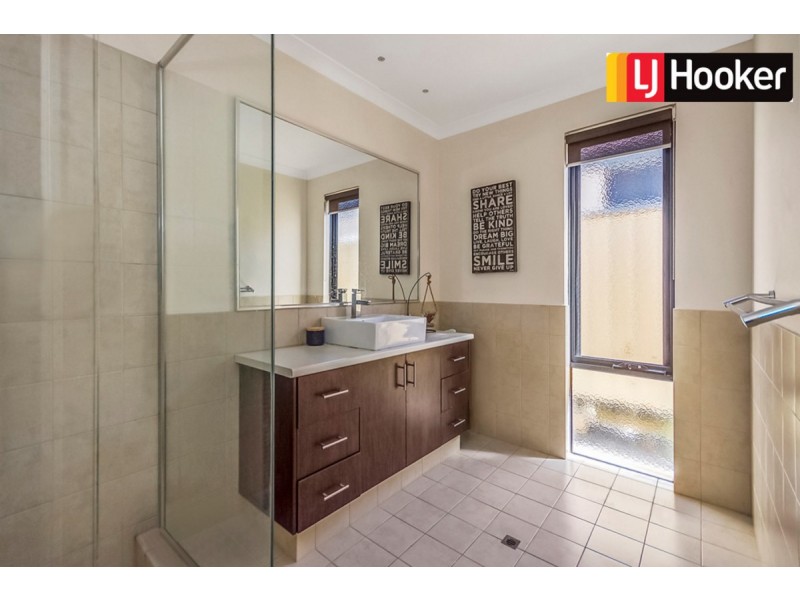 7 Tamar Break, Madora Bay WA 6210