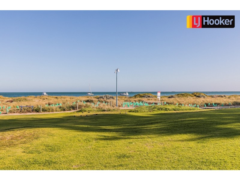 75a Penguin Road, Safety Bay WA 6169