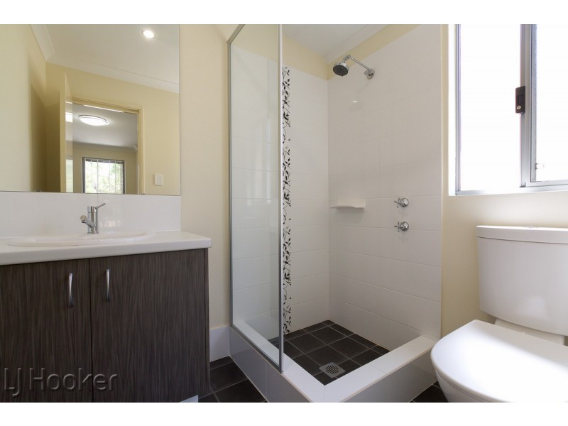 14 Somerford Promenade, Wellard WA 6170