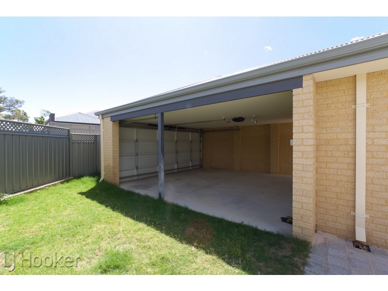 14 Somerford Promenade, Wellard WA 6170