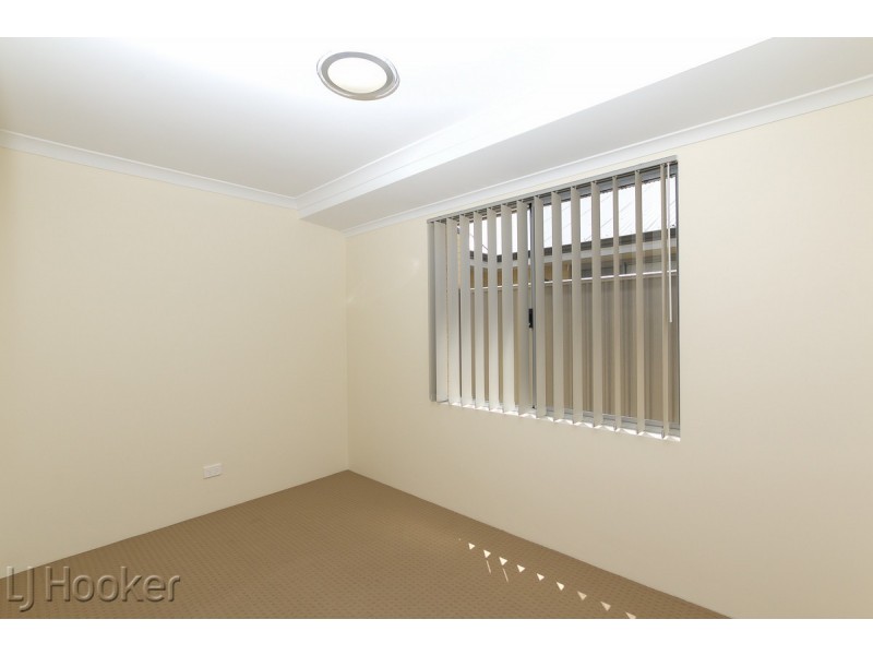 14 Somerford Promenade, Wellard WA 6170