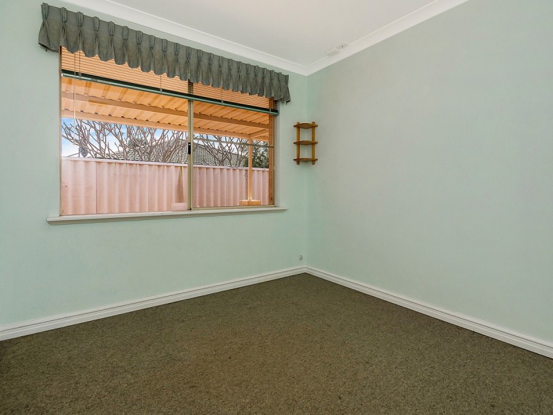 19 Zedora Loop, Port Kennedy WA 6172