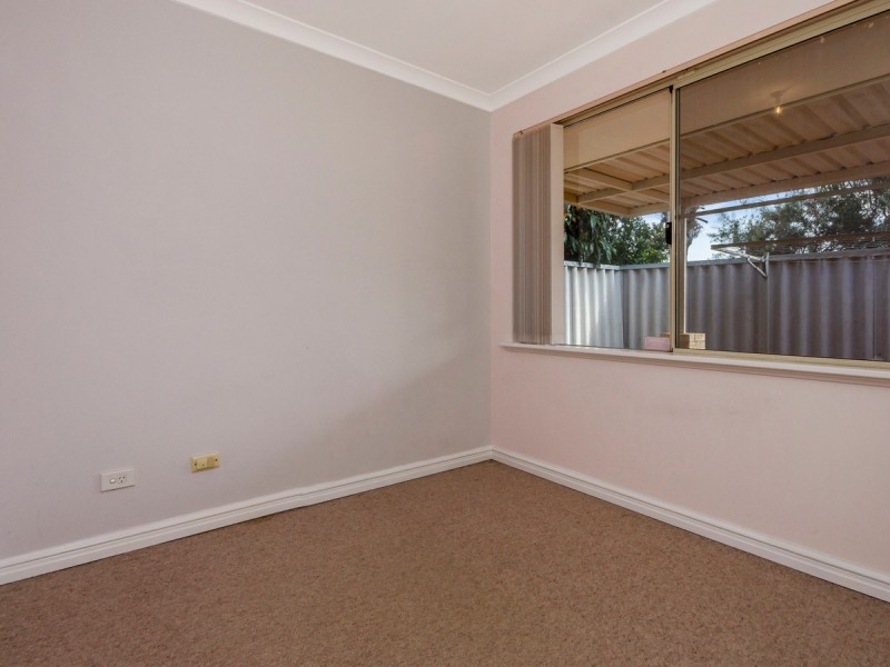 19 Zedora Loop, Port Kennedy WA 6172