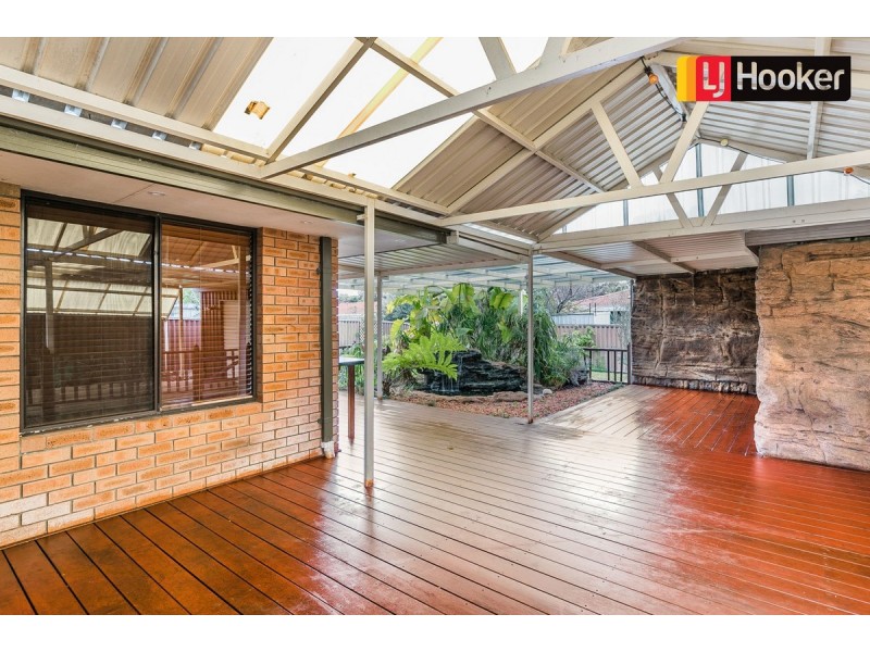 93 Seabrooke Avenue, Rockingham WA 6168