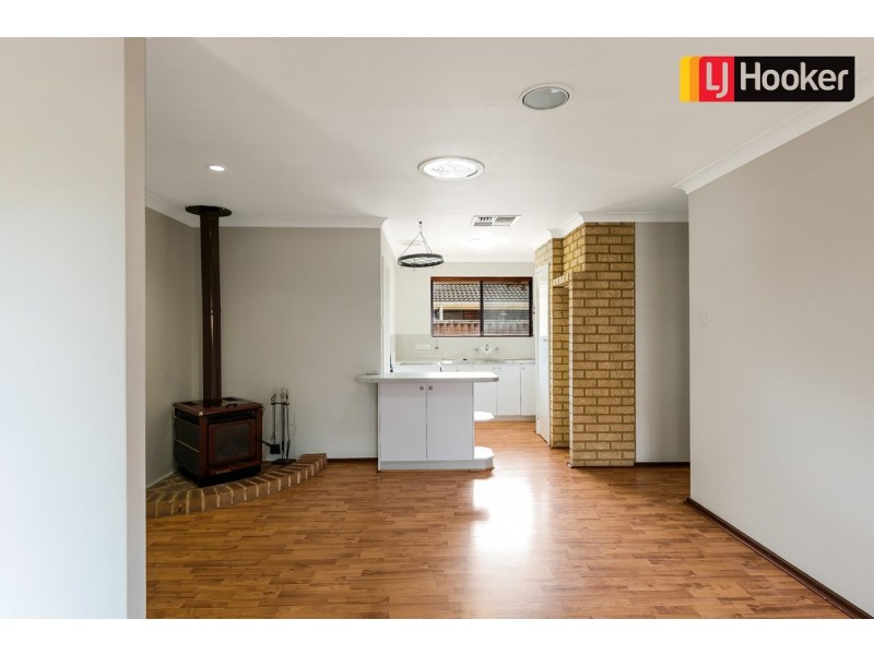 93 Seabrooke Avenue, Rockingham WA 6168