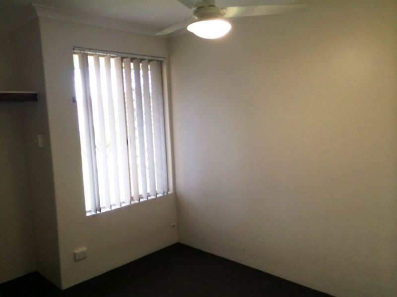 28 Moreton Cresent, Warnbro WA 6169