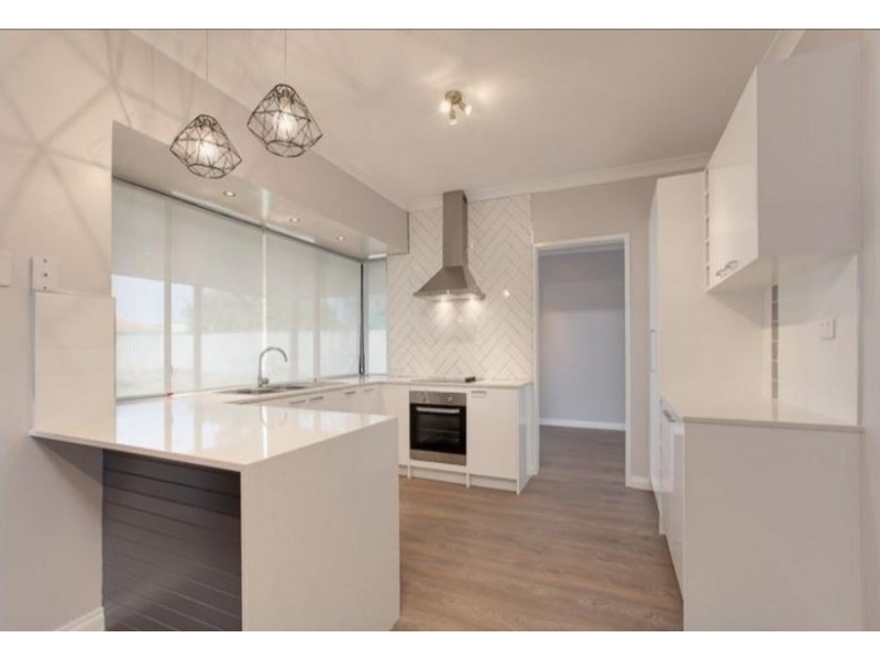 114 Simpson Avenue, Rockingham WA 6168