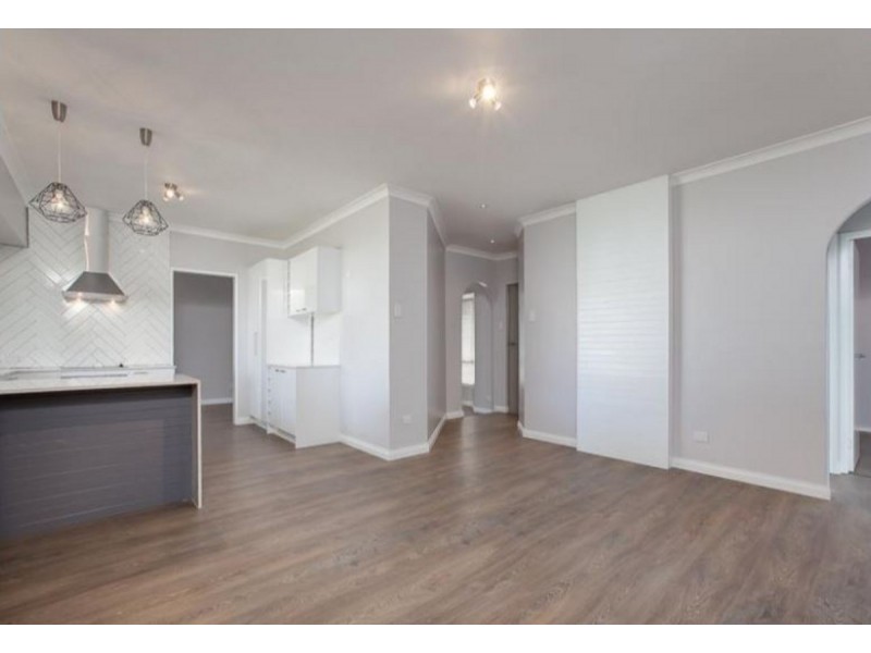 114 Simpson Avenue, Rockingham WA 6168
