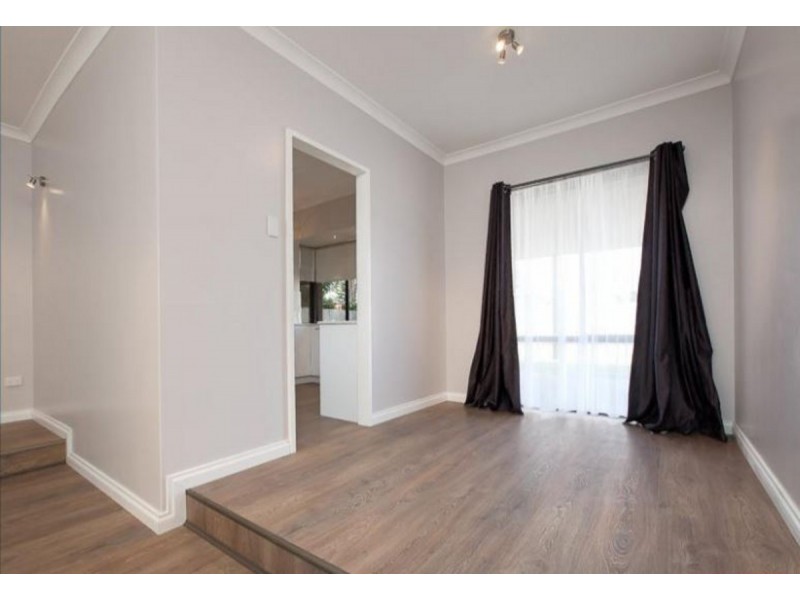 114 Simpson Avenue, Rockingham WA 6168