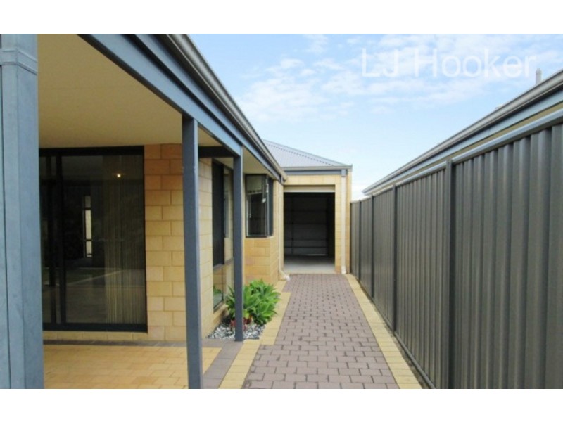 10 Songlark Court, Baldivis WA 6171