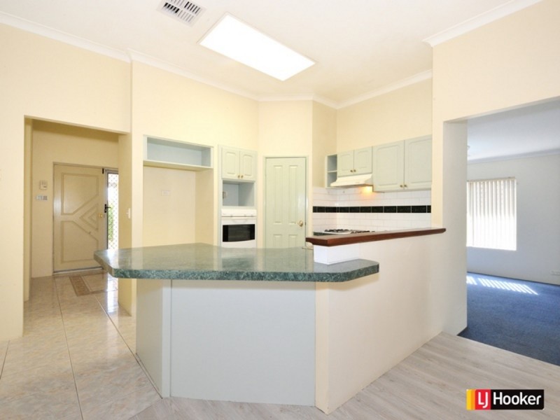 26 Jaywick Close, Safety Bay WA 6169