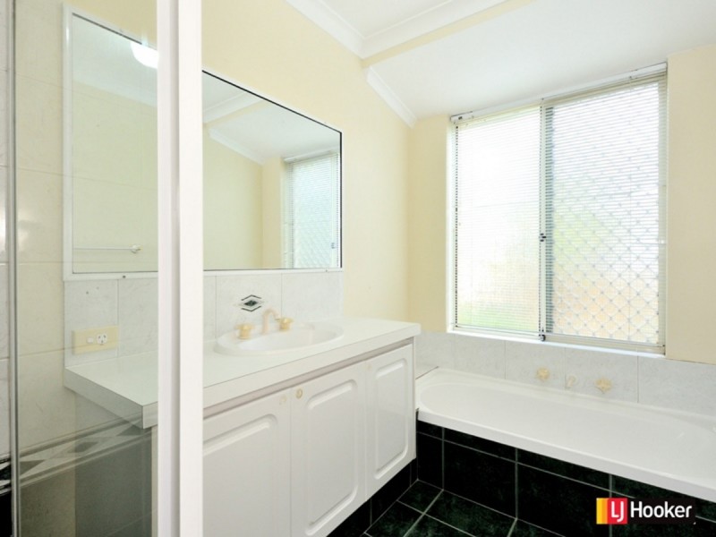 26 Jaywick Close, Safety Bay WA 6169