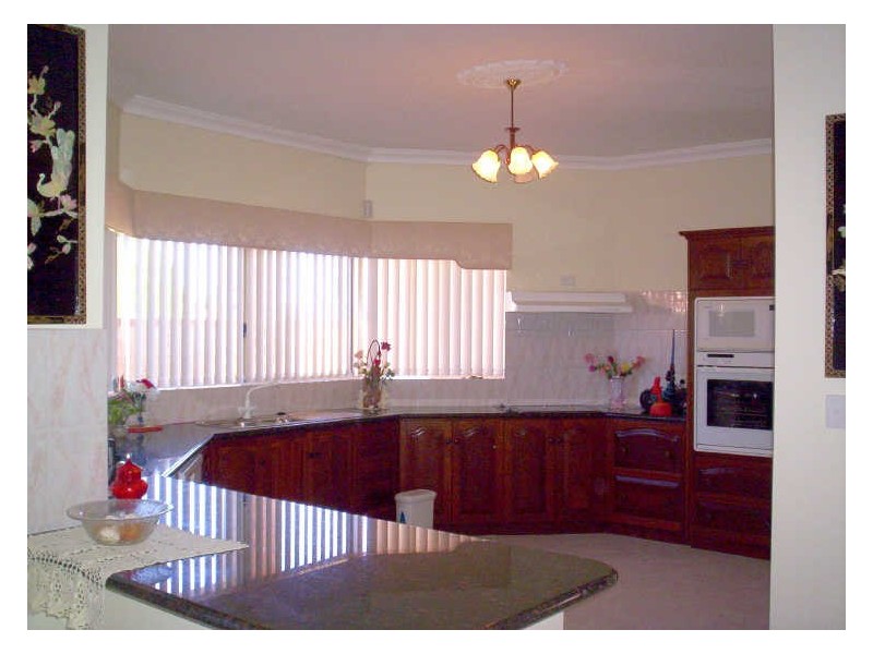 102 Fendam Street, Warnbro WA 6169