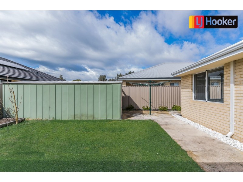8 Pinto Avenue, Baldivis WA 6171