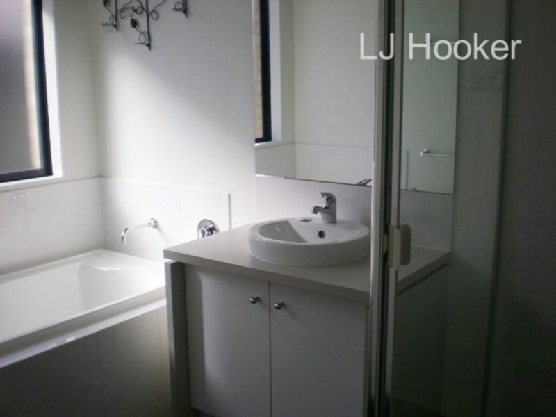 4/33 Kootingal Bend, Baldivis WA 6171