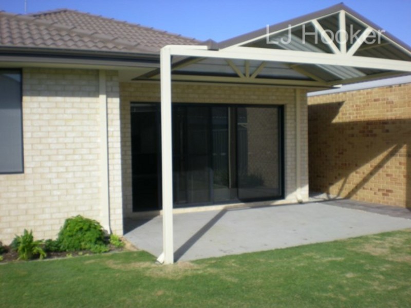 4/33 Kootingal Bend, Baldivis WA 6171