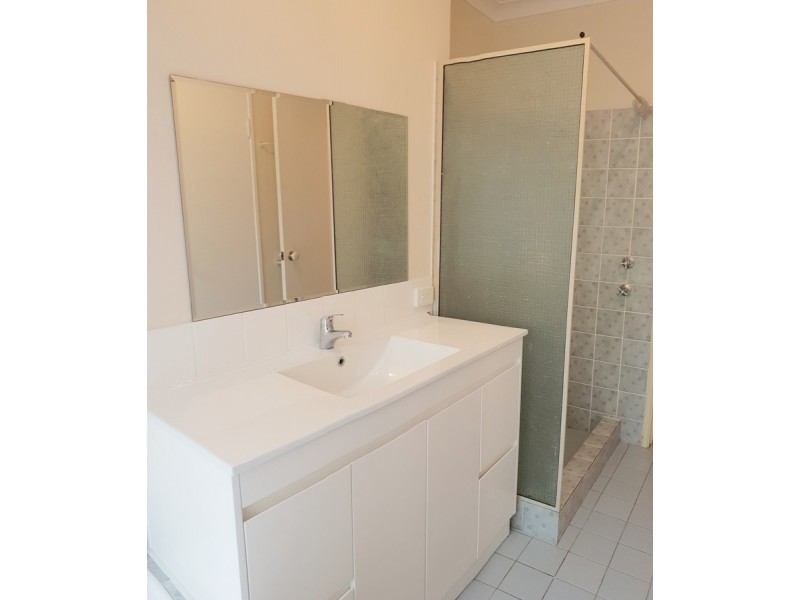 13 Crystaluna Drive, Golden Bay WA 6174