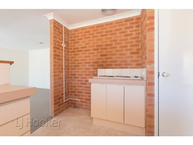 108 Seabrooke Avenue, Rockingham WA 6168