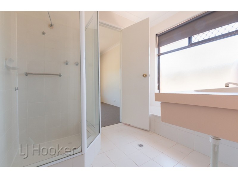 108 Seabrooke Avenue, Rockingham WA 6168
